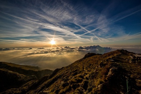 14 Amazing Mountain Photos For Winter Climbing Motivation